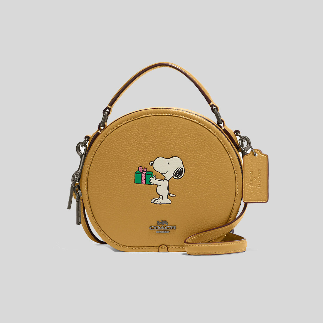 Coach snoopy handbag deals
