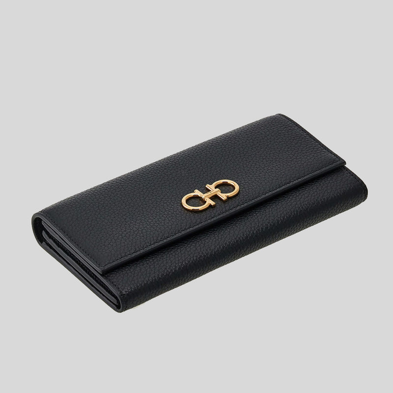 FERRAGAMO Gancini Wallet With Chain Black 0770374