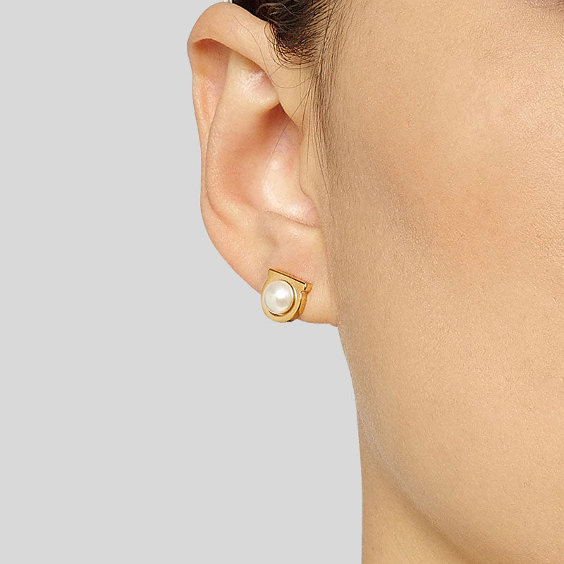 FERRAGAMO Gancini Pearls Earrings In Gold Color 760121