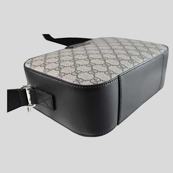 GUCCI GG Supreme Canvas Unisex Camera Crossbody Bag Beige