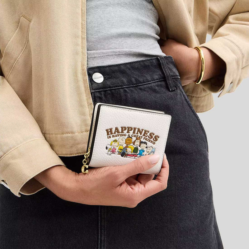 COACH Coach X Peanuts Snap Wallet Chalk Multi CBN36