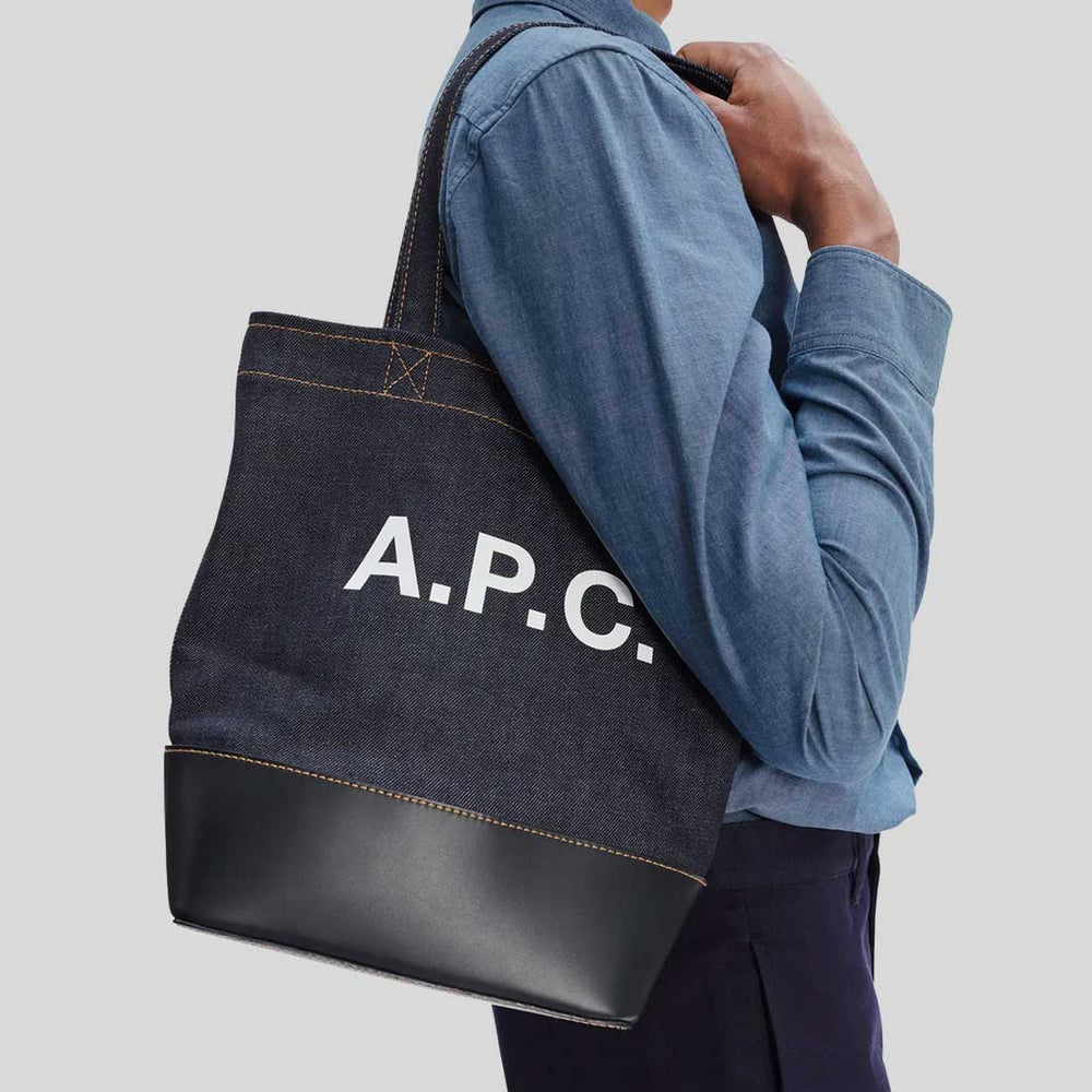 トートバッグ APC Axel EW tote bag dark navy CODDPM61917IAK CODDPM61917IAK Axel E/W tote bag | Black denim and smooth leather | A.P.C.