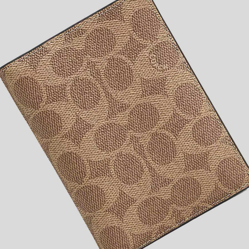 COACH Passport Card Case In Signature Canvas Tan/Black CW170