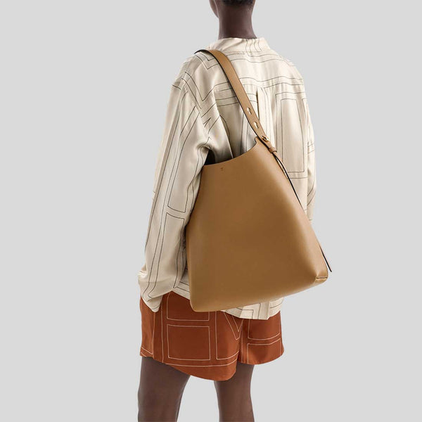 buy-tory-burch-romy-hobo-shoulder-bag-tiramisu-170964