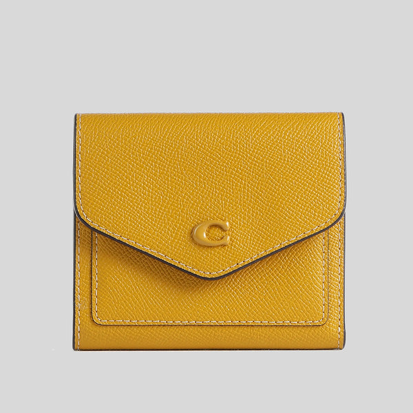 COACH Wyn Small Wallet Yellow Gold CH808