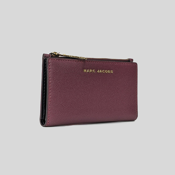 Marc Jacobs Daily Small Slim Bifold Wallet Pomegranate S105M06SP21