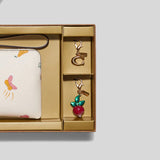 Coach Boxed Corner Zip Wristlet With Dreamy Veggie Print C8331 (Print varies)