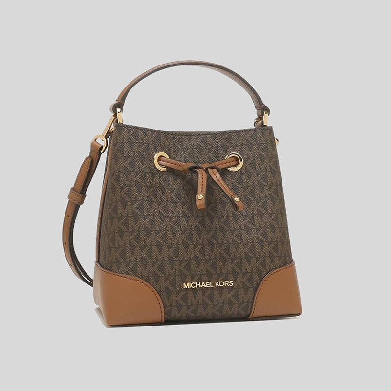 Michael kors mercer signature hotsell