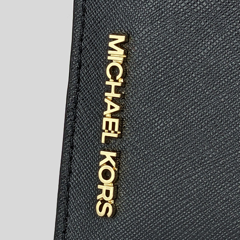 Michael Kors Jet Set Travel Leather MD Top Zip Card Case Black 35F2GTVD2L