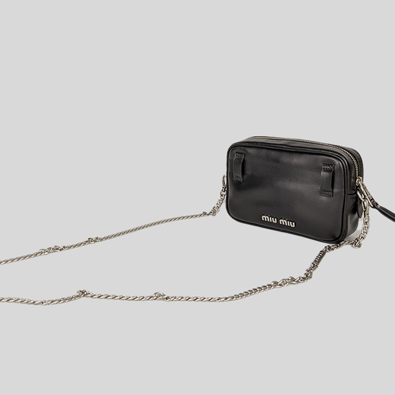 Chain strap belt outlet bag